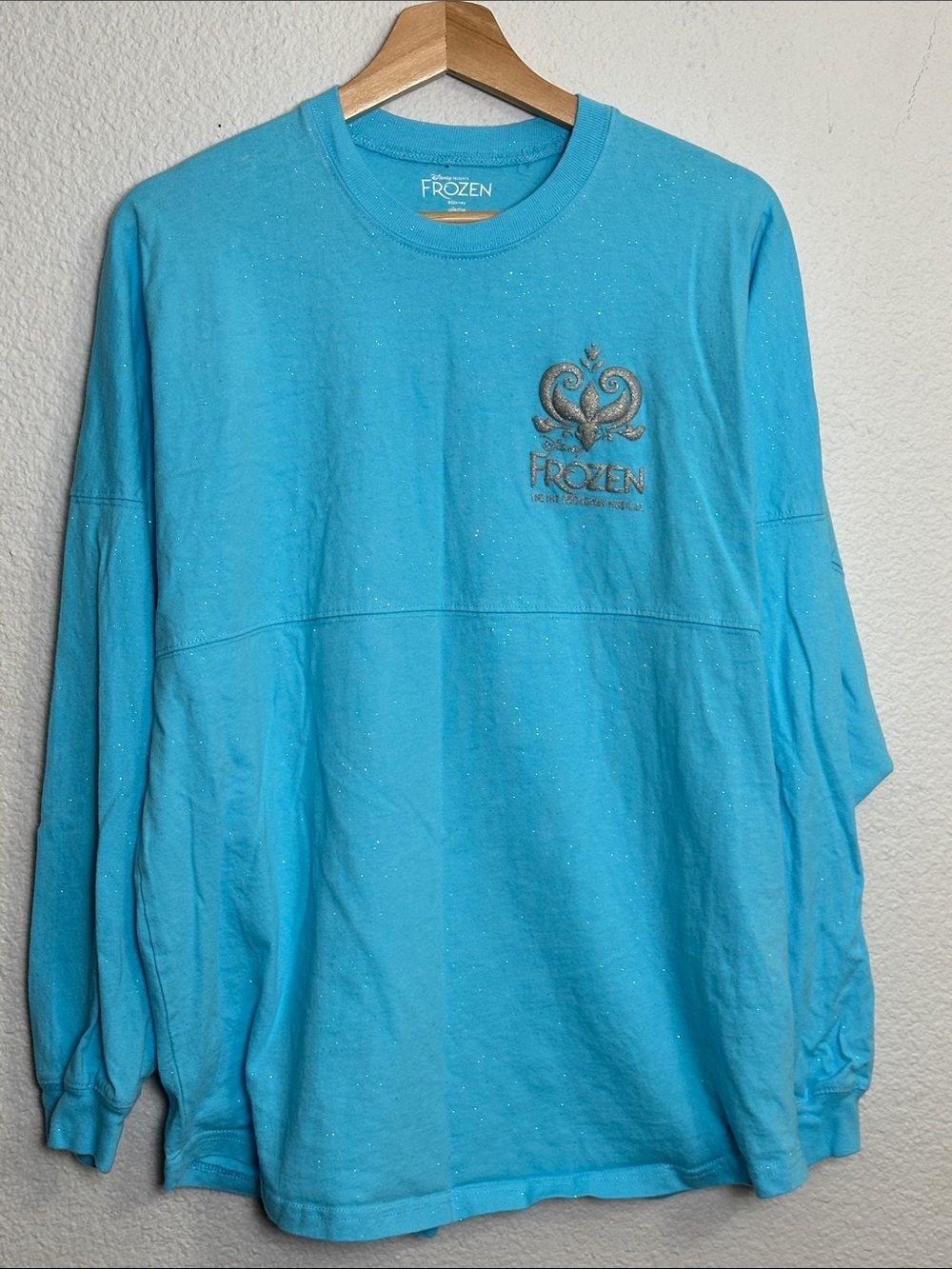 Disney Frozen Broadway Spirit Jersey Shirt Long Sleeve Glitter Let It Go Medium - Picture 2 of 10
